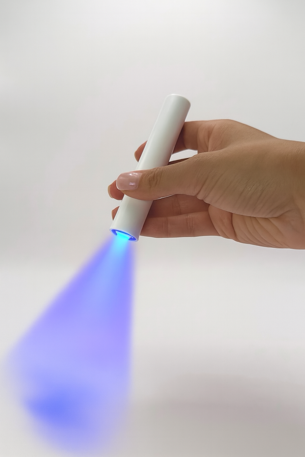 Mini Wireless UV Nail Lamp